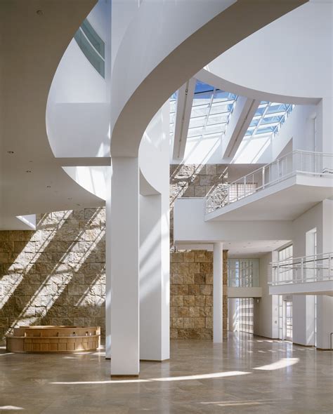 Gallery of 'Richard Meier - Architecture and Design' Retrospective Exhibition - 9