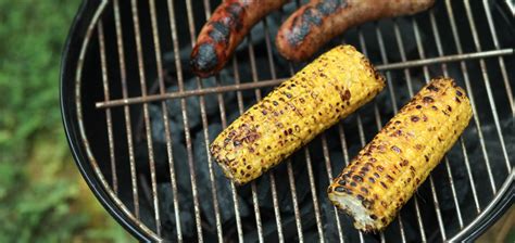 Grilling 101: General Tips on Using a Charcoal Grill - Royal Oak