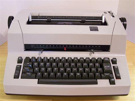 IBM Selectric Typewriters: IBM Personal Typewriter