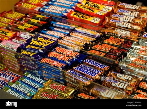 chocolate bars on display Stock Photo: 21957070 - Alamy