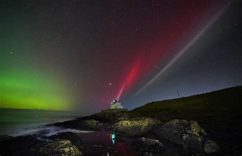 UK Stunned By Northern Lights Show With Surprise Cameo | HuffPost UK News