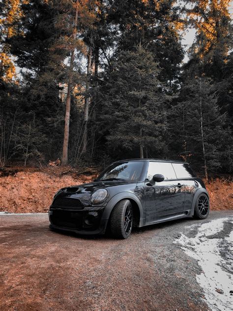 MINI Cooper JCW R56 - PTRKCHVZ by ptrkchvz on DeviantArt