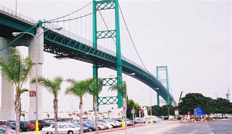 Vincent Thomas Bridge (Los Angeles, 1963) | Structurae