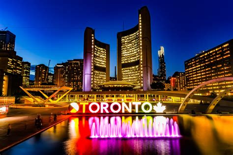 Toronto, Ontario Travel Guide - Our French Travels