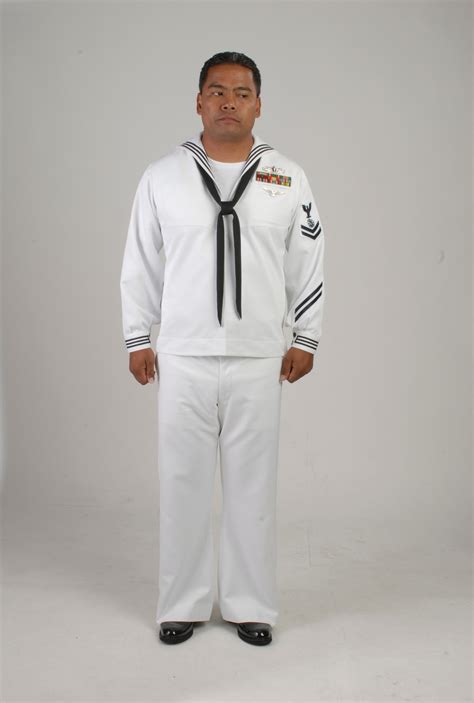 Sailors split over switching to a single dress uniform