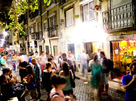 Nightlife in Lisbon: 10 best places you should not miss