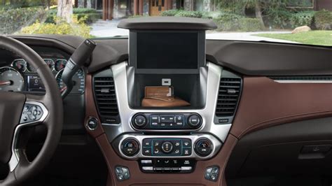 2023 Chevy Avalanche Price, Interior, Engine | PickupTruck2021.Com