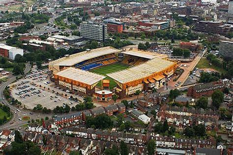 Wolves unveil £40m Molineux plans | Shropshire Star