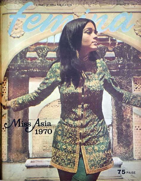 16 Zeenat Aman Looks From The 70s That Prove She Was The OG Style Icon