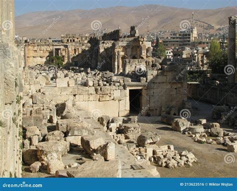 Baalbek Temple Complex, Lebanon Stock Photo - Image of largest ...