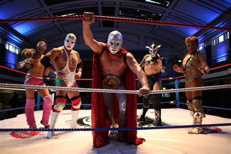 Mexican wrestlers to get free healthcare thanks to government ...