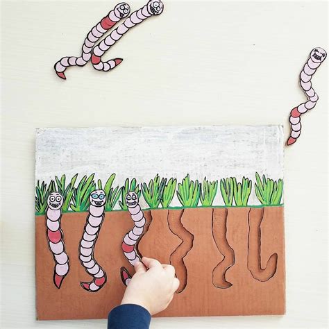 Oh gosh, these little worms are jus perfect.Such a amazing diy puzzle ...