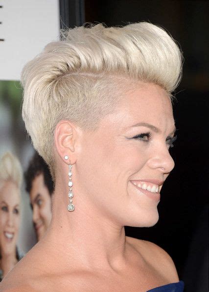 25+ best ideas about Singer Pink Hairstyles on Pinterest | Pink singer hair, Singer pink and ...