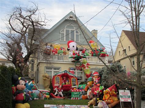 Where to See Brooklyn's Dyker Heights Christmas Lights