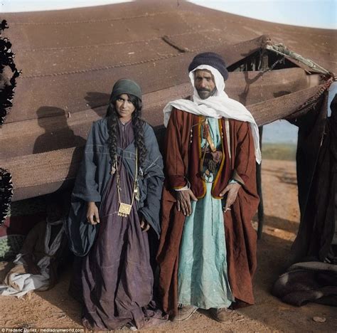 Pin by Jayne Lymer on Photography | Desert clothing, Arab culture ...