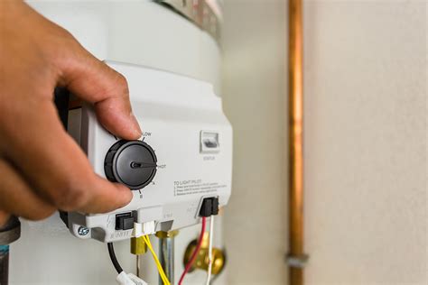 5 Easy Steps For DIY Water Heater Thermostat Repair | Ricks Plumbing