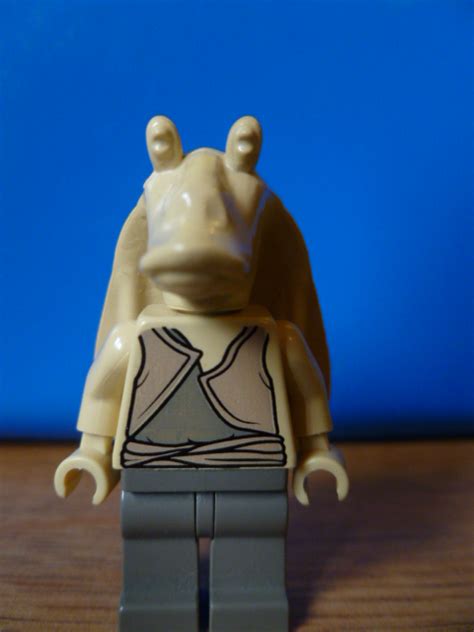 Jar Jar Binks - Lego Star Wars Wiki - Lego, Star Wars, toys, and more