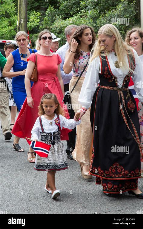 New Orleans, Louisiana - Norwegian-Americans parade to the Norwegian Seamen's Church to ...