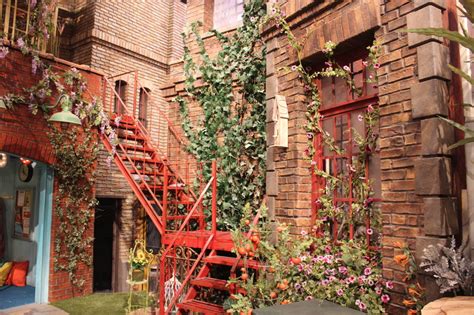 Sesame Street Set Tour! - Disney Travel Babble