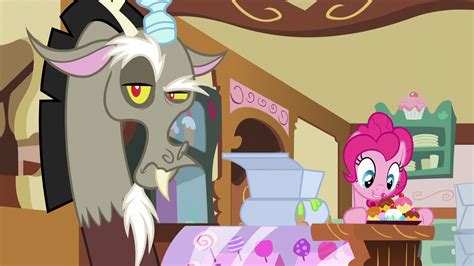 Discord looking aside annoyed S5E7 - Discord- My Little Pony ...