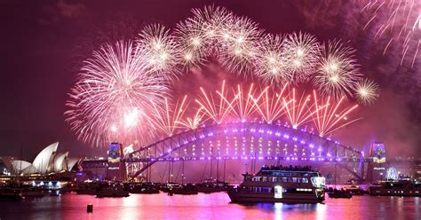 Here Are The Most Breathtaking New Year's Eve Fireworks Displays | HuffPost