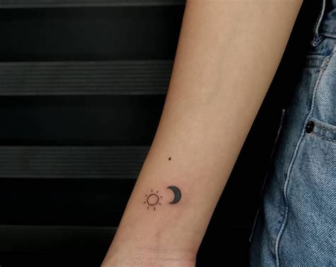 Tatuagem de sol e lua: 55 ideias que vão te encantar