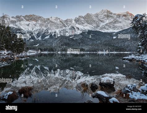 Eibsee winter hi-res stock photography and images - Alamy