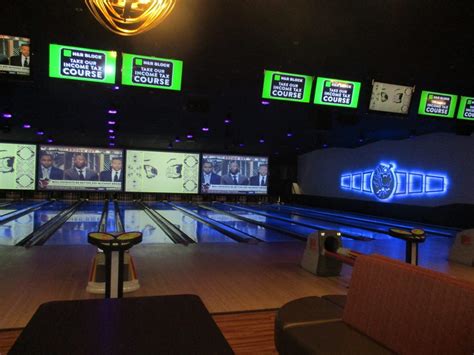 SpareTIME Bowling - Visit. Stay. Enjoy! Bristol, Connecticut