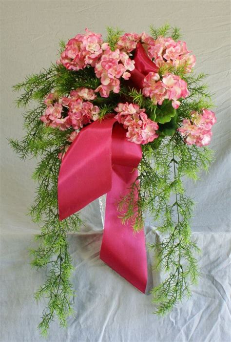 Pink Silk Geranium Garden Cascade Bouquet | Pink geranium, Geraniums garden, Geraniums