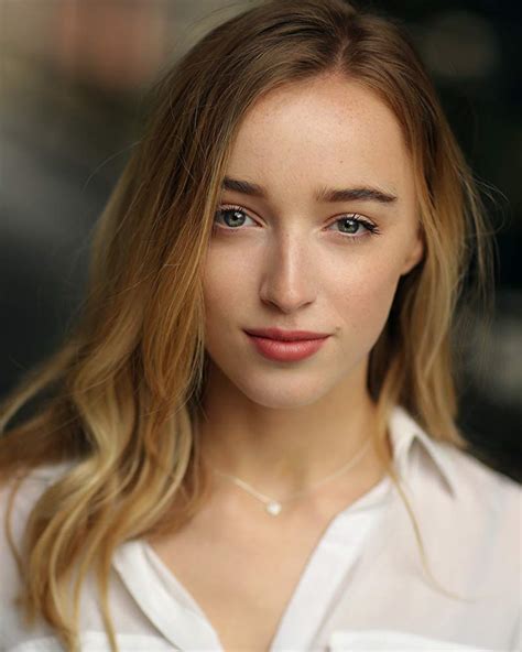 Phoebe Dynevor | Bridgerton Wiki | Fandom