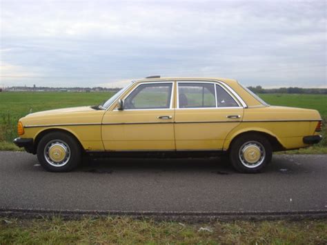 Mercedes-Benz - 200D W123 Sedan - 1980 - Catawiki