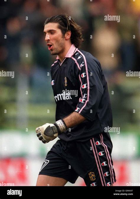 Gianluigi buffon parma hi-res stock photography and images - Alamy