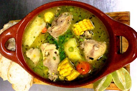 Sancocho De Gallina ¡El Caldo Tradicional Más Delicioso Y Reconfortante!