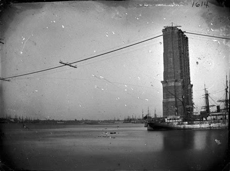 Rare and Amazing Photos of the Brooklyn Bridge Under Construction ...