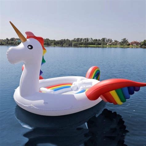 Hot Sale 6 Person Huge Unicorn Pool Float Giant Inflatable Unicorn Swi