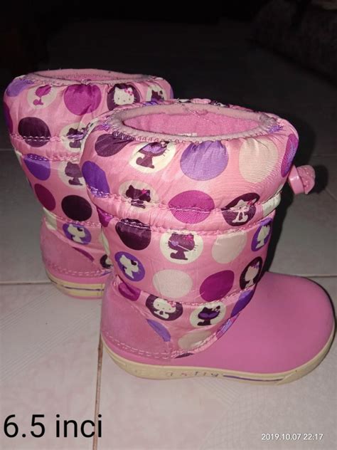 CROCS WINTER BOOTS, Babies & Kids, Babies & Kids Fashion on Carousell