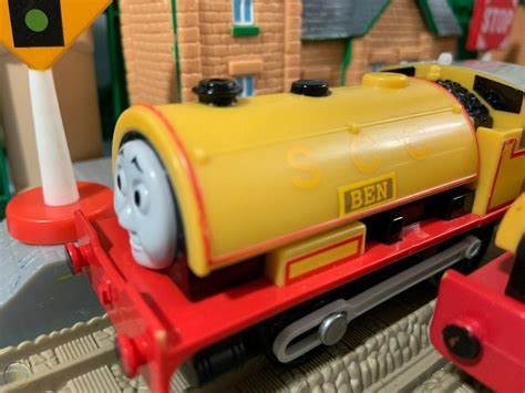 TOMY/TRACKMASTER THOMAS & FRIENDS " BEN & BILL " WORKING 2009 GULLANE ...