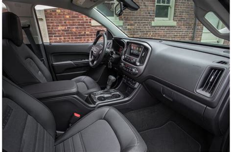 Which Pickup Trucks Have the Most Luxurious Interiors? | U.S. News & World Report