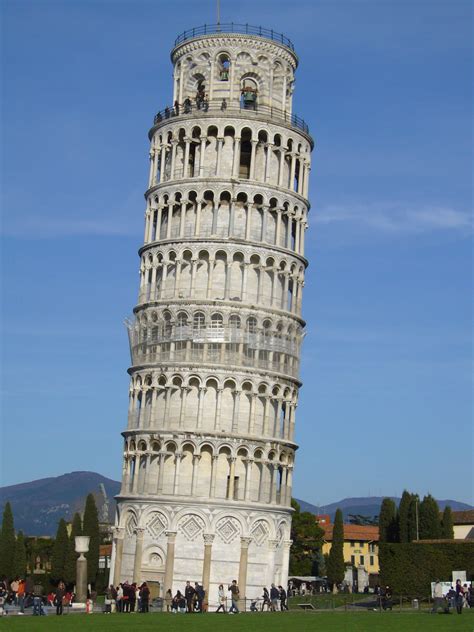 Iconic Tower And Side Structure Of My Son Cham Towers - HooDoo Wallpaper