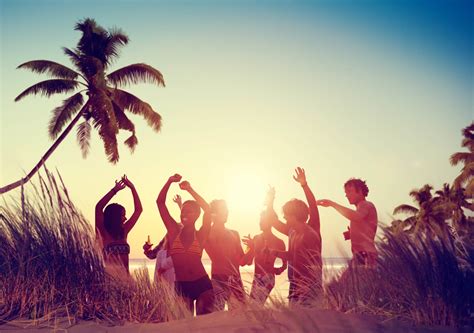 People Celebration Beach Party Summer Holiday Vacation Concept – DutchReview