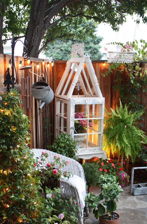 Outdoor Magic – How To Decorate With Fairy lights