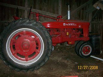 Late 1940S H Farmall - Yesterday's Tractors