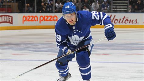 NHL Rumor Roundup: Maple Leafs, William Nylander nearing point of no ...