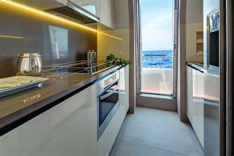 Yacht Kitchen Design - kitchen