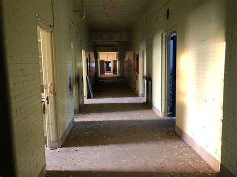 Exploring Michigan's abandoned, haunted Eloise Asylum with ghost hunters - mlive.com