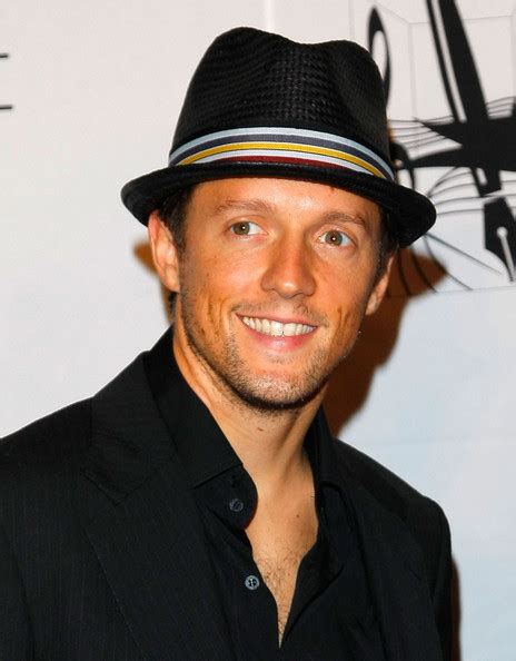 Jason Mraz - Biography & Pictures | ChordCAFE