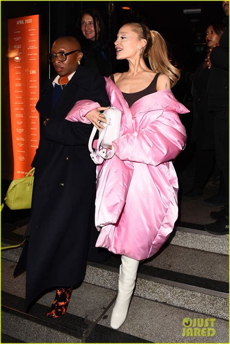 Ariana Grande Wears Pink Like Glinda for Night Out with 'Wicked' Co-Stars! | Photo 1373829 ...