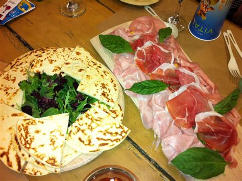 How To Make Piadina: Best Italian Flatbread Recipe | A Sprinkle Of Italy