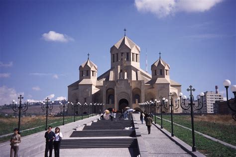 Armenia, Travel Guide and Travel Info