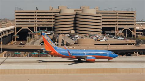 Southwest adds flights from Phoenix to Chicago and Colorado Springs ...